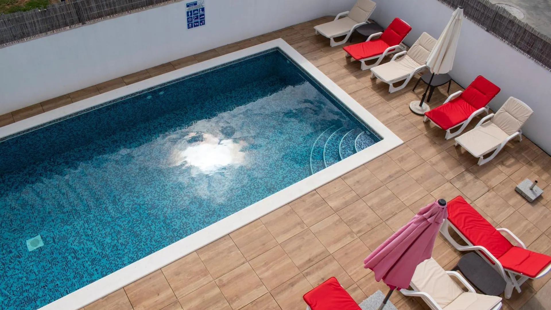 Sanus Apartments Pula 0*,  Croatia